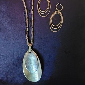 Long 32"-36" Gold Colored Chain Necklace & Earrings